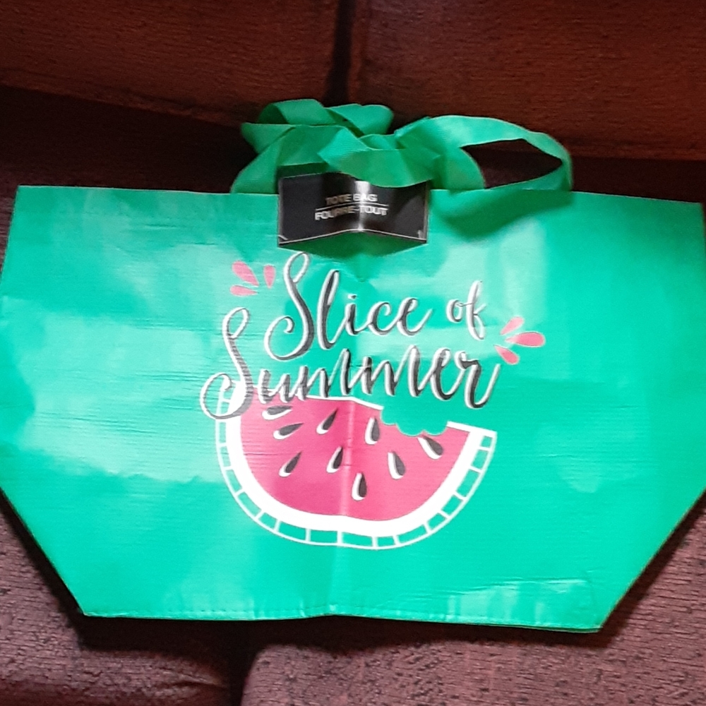 Hudge beach tote bag